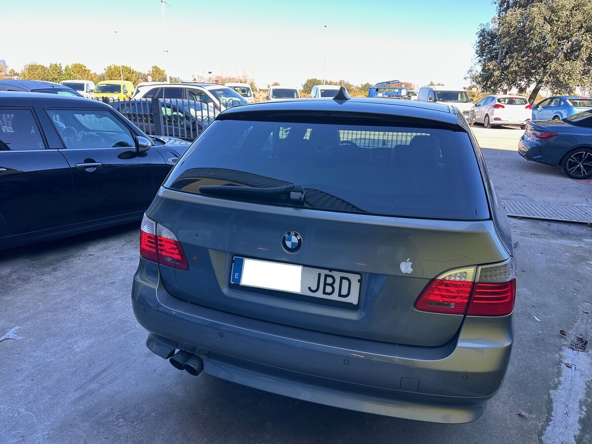 Miniatura BMW 5 Series 2008 530d Touring 2008 1