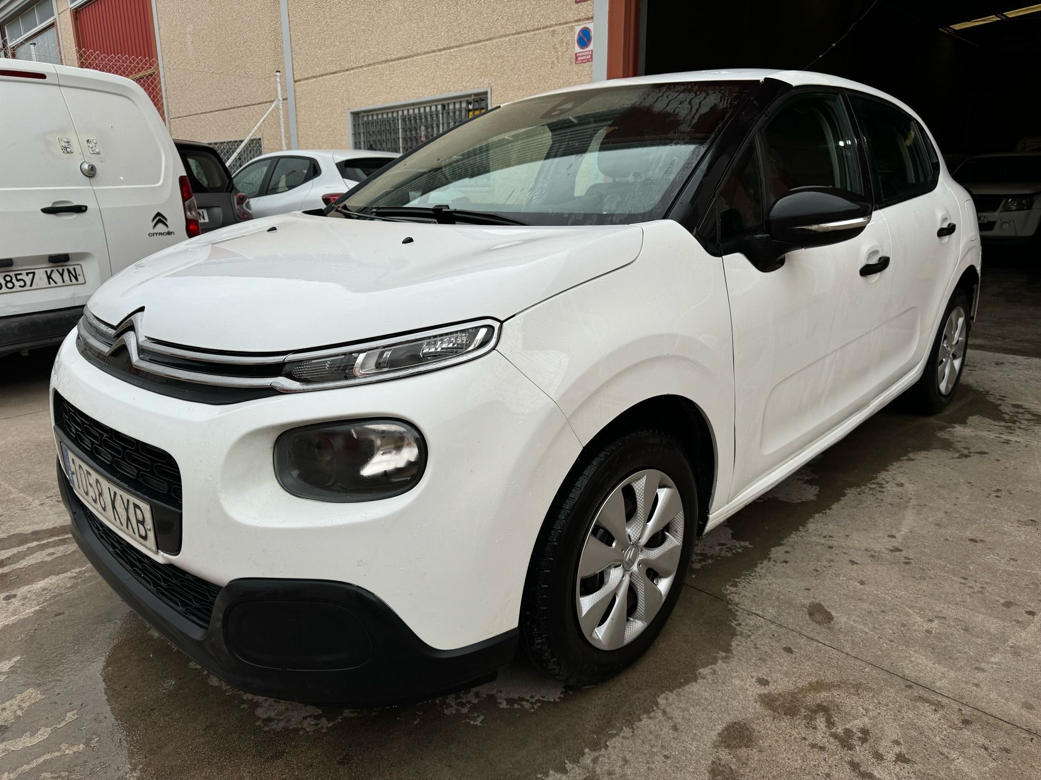 1.5 BlueHdi Año 9/2019 *** 4.290 € ***