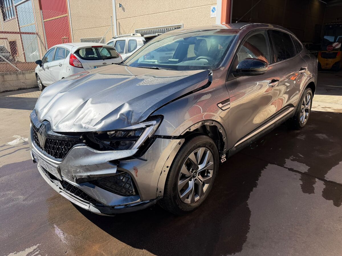 1.6 Etech Hybrid Año 11/2025 *** 8.990 € ***