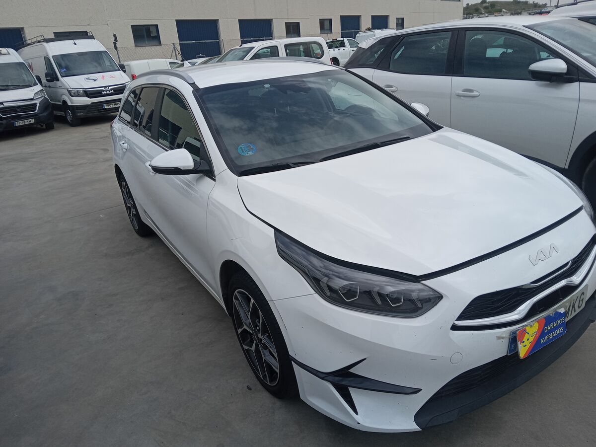 Miniatura Kia Ceed 2023 1.6 MHEV TECH 7