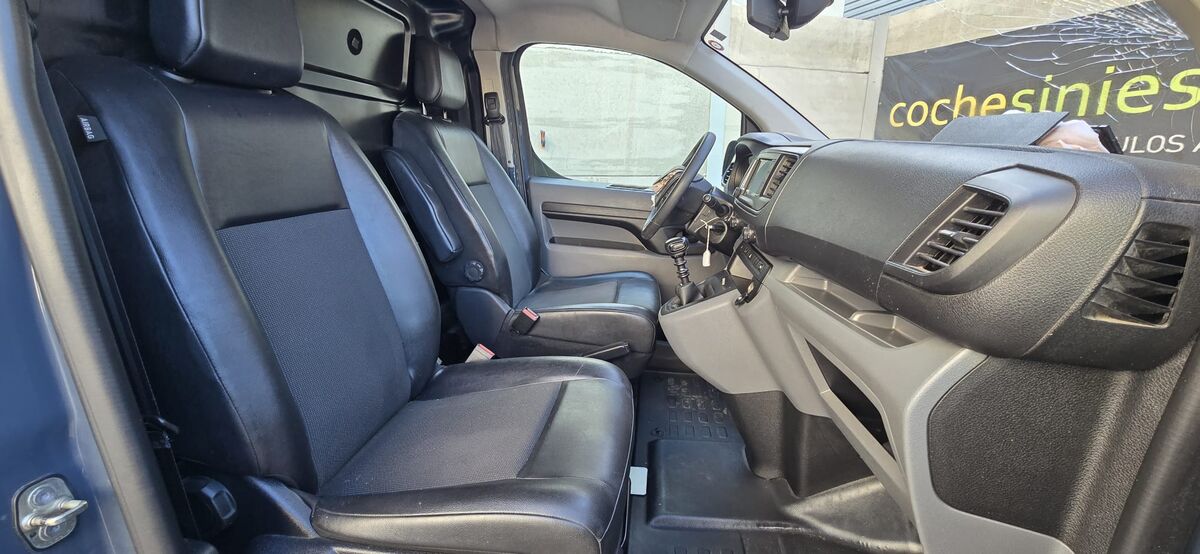 Miniatura Citroen Jumpy 2021 Citroen Jumpy Furgón Club XL 1.5 hdi 102cv 2021 18