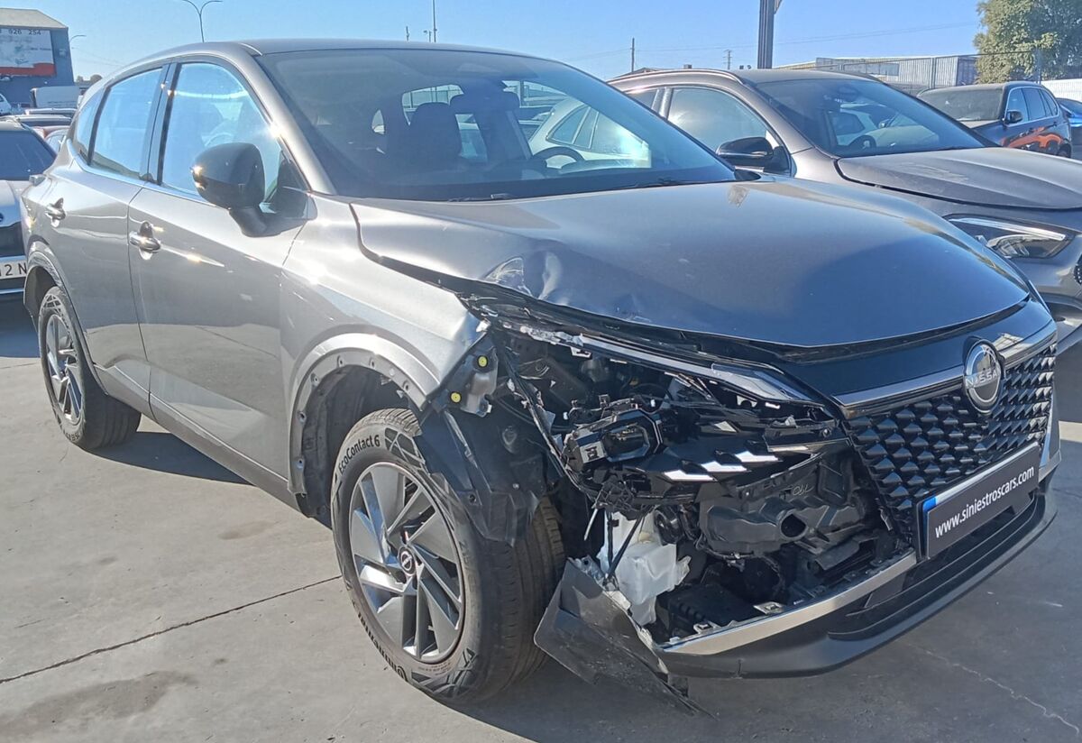 NISSAN QASHQAI 1.5cc 140cv HIBRIDO MANUAL ECO  AÑO 2025