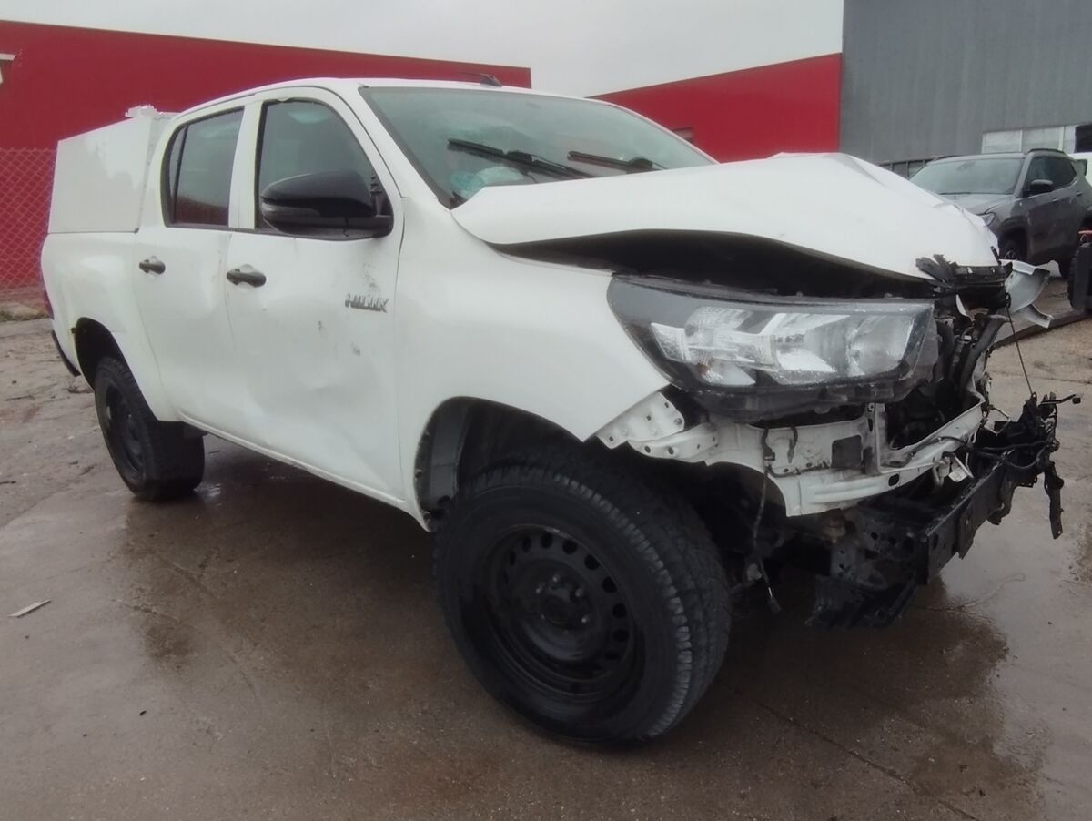 TOYOTA HILUX GX  2.4cc 150cv   DIESEL MANUAL  4WD  AÑO 2021