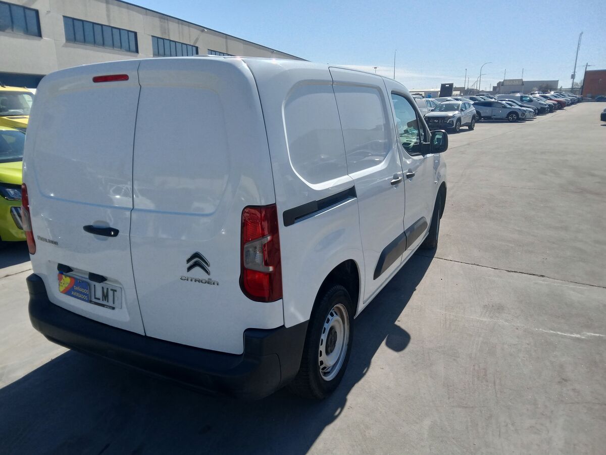 Miniatura Citroen Berlingo 2021 1.5HDI 100CV CONTROL 13