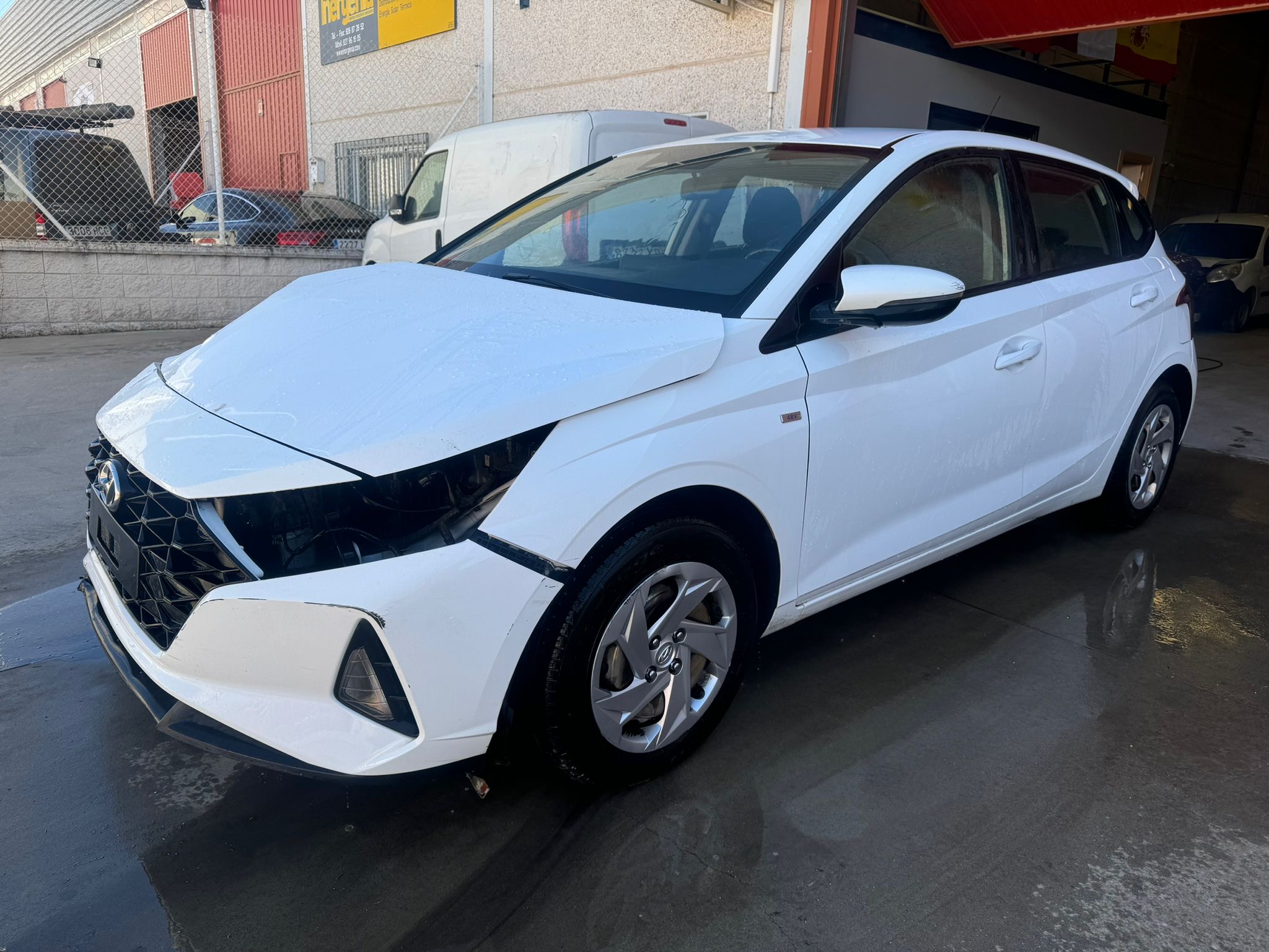 1.0 i Hybrid Año 12/2021 *** 7.490 € ***
