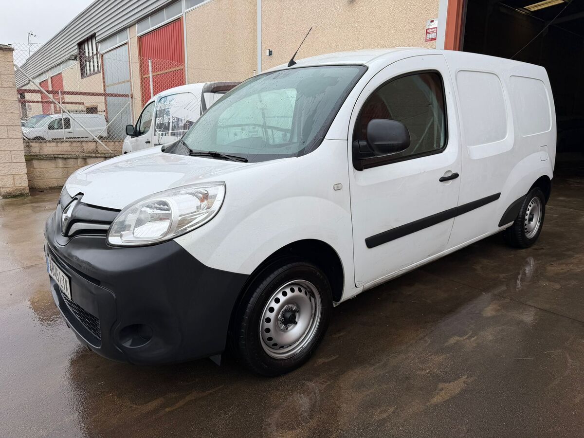 Maxi 1.5 Dci Año 12/2021 *** 9.990 € ***