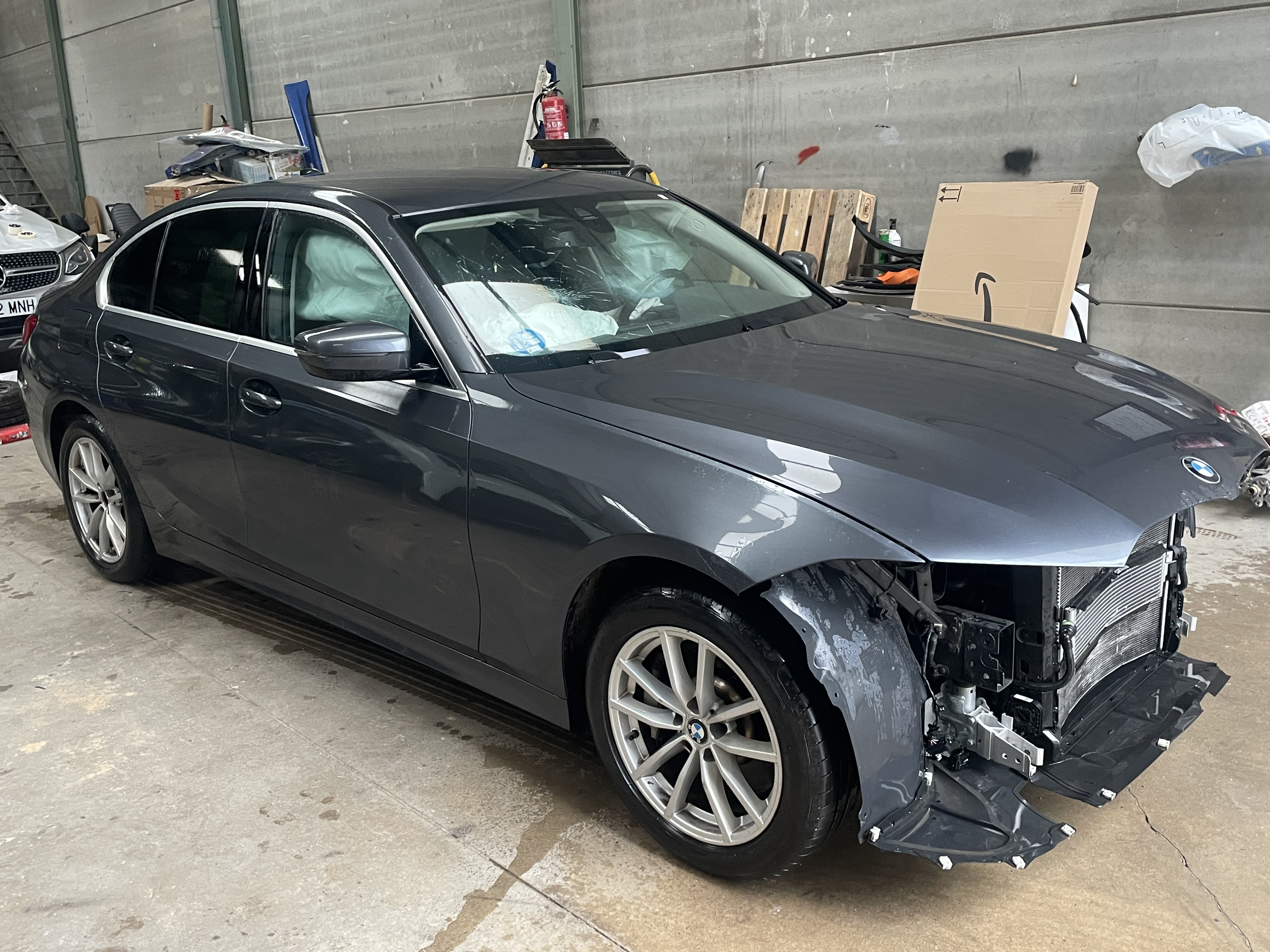 BMW 330e g20