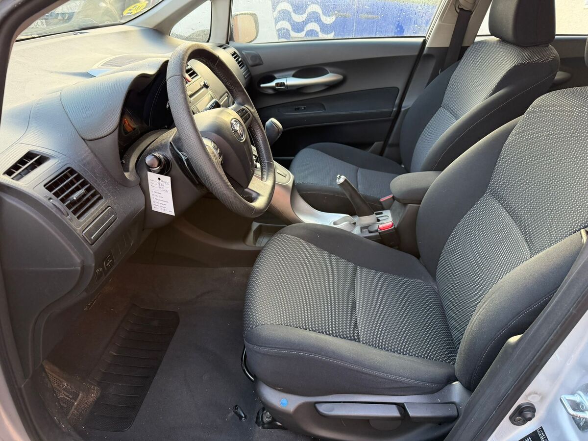 Miniatura Toyota Auris 2010 1.4 D4D Año 5/2010 *** 3.790 € *** 6