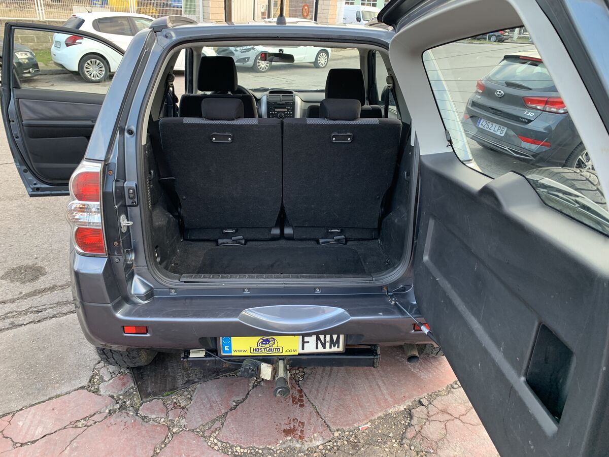 Miniatura Suzuki Grand Vitara 2007 SUZUKI GRAND VITARA 1.9 D 130CV 18