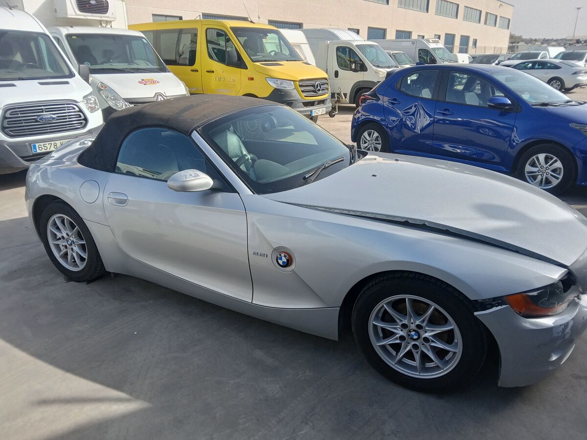 Miniatura BMW Z4 2005 2.2 170CV 3
