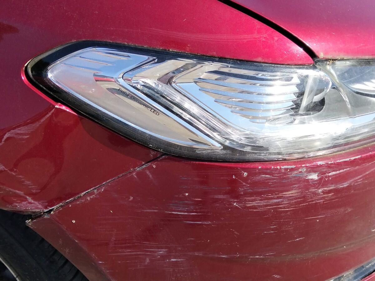 Ford Mondeo 2015 mal de carrocería