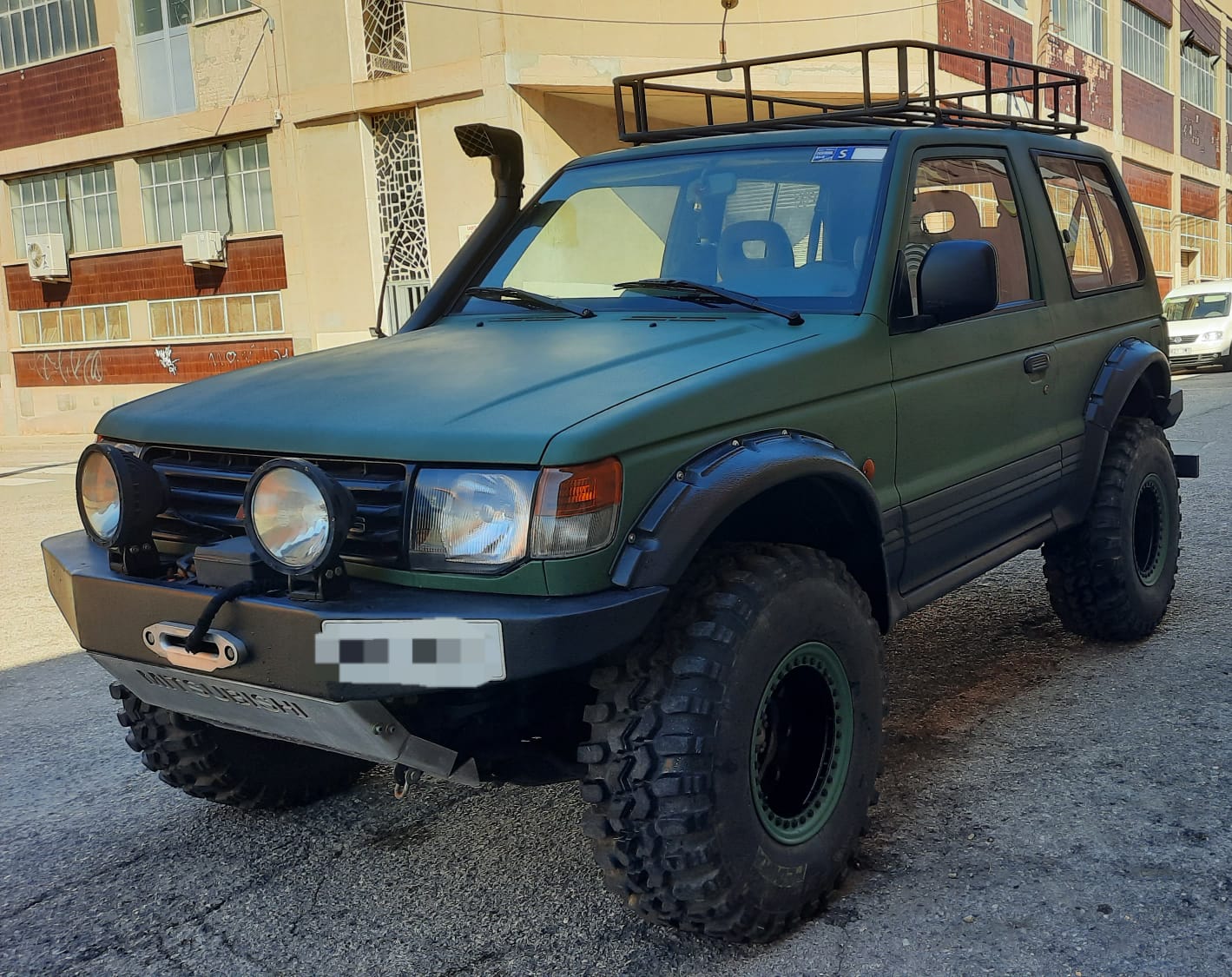 V6 180CV