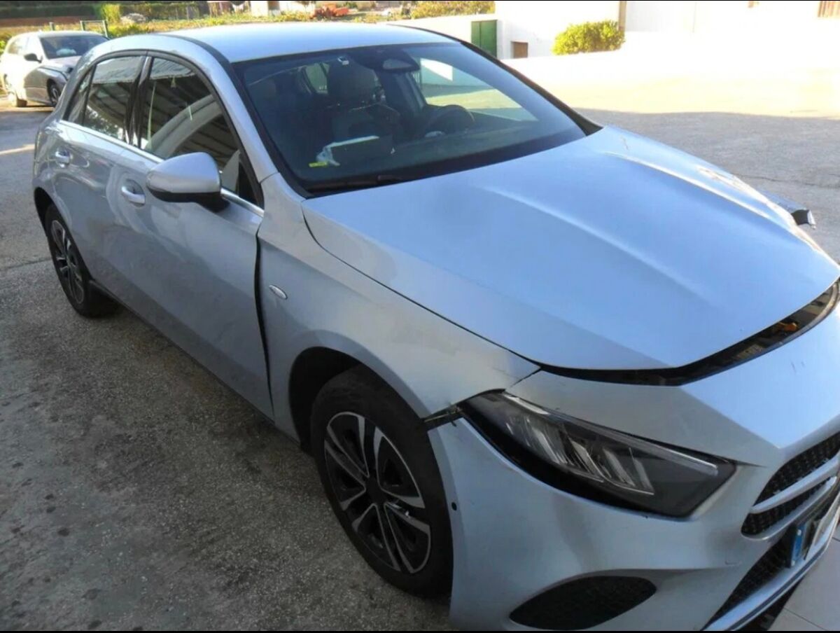 Mercedes A250e año 2025