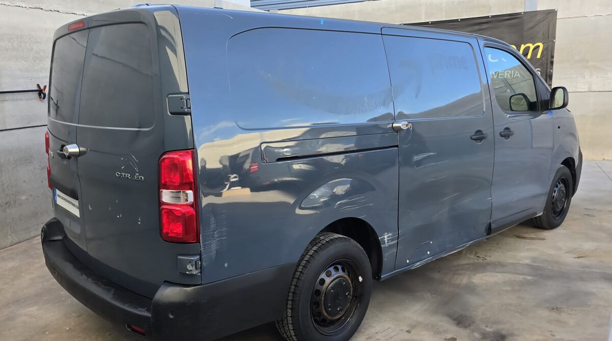 Miniatura Citroen Jumpy 2021 Citroen Jumpy Furgón Club XL 1.5 hdi 102cv 2021 7