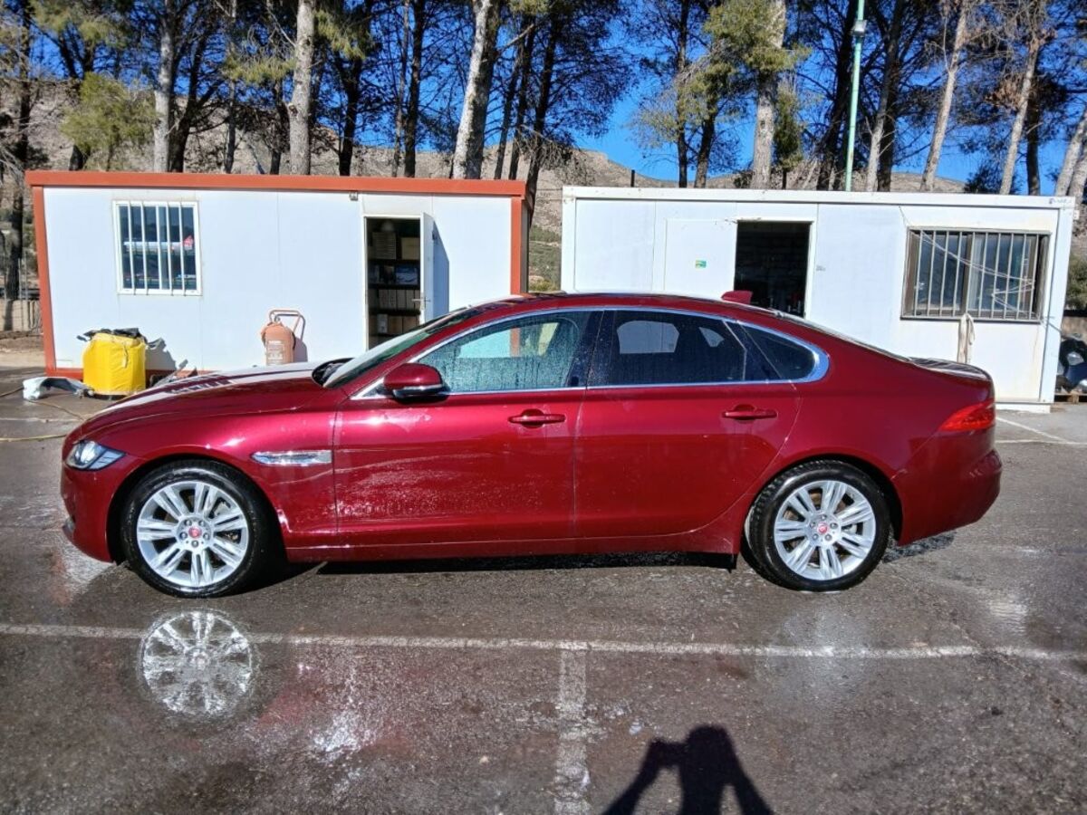 Miniatura Jaguar XF 2016 2.0 DIESEL 180 CV 1