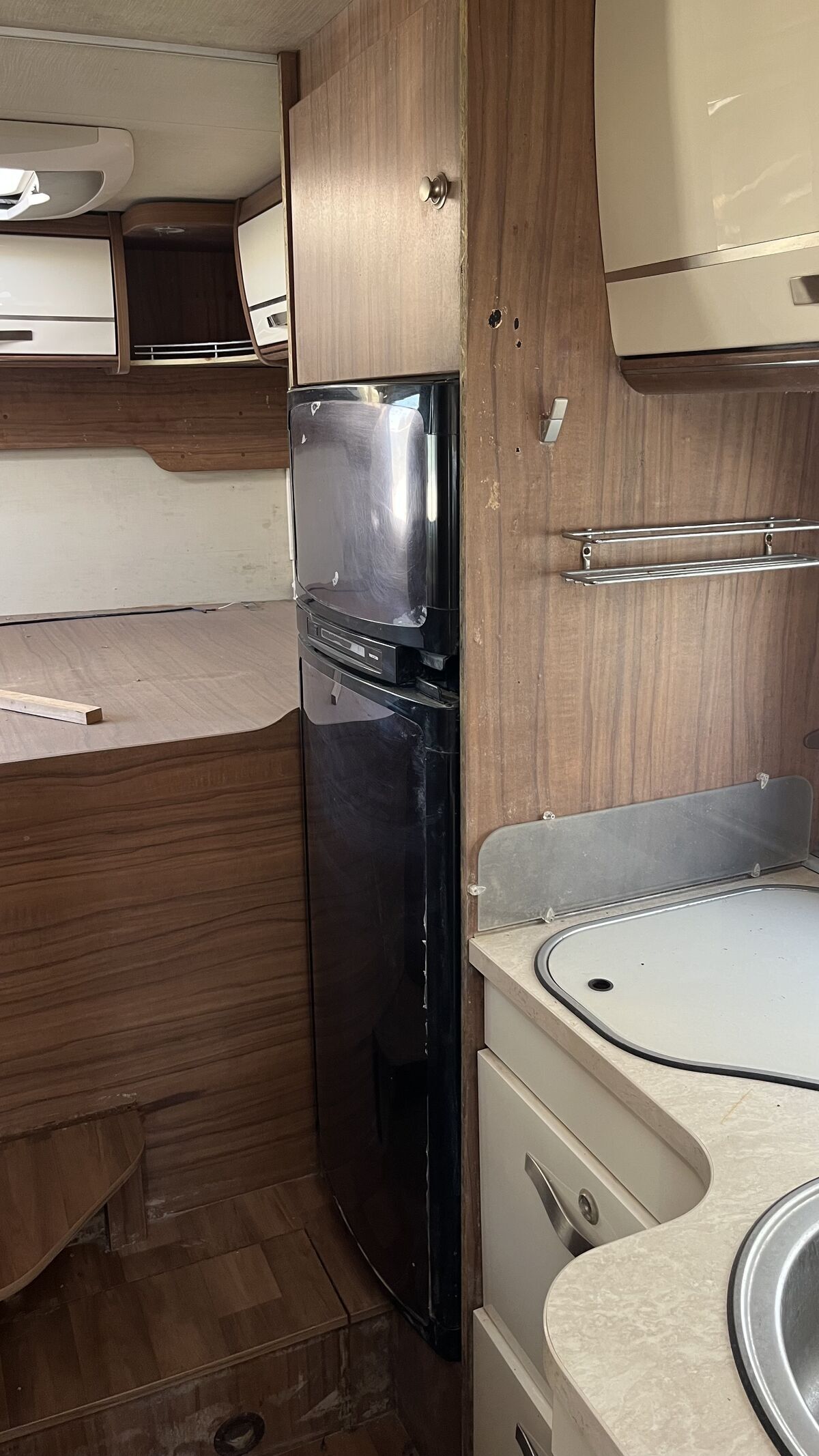 Miniatura Fiat 1100 2017 Autocaravana integral Fiat HYMER EX 564 EXSIS-I 13