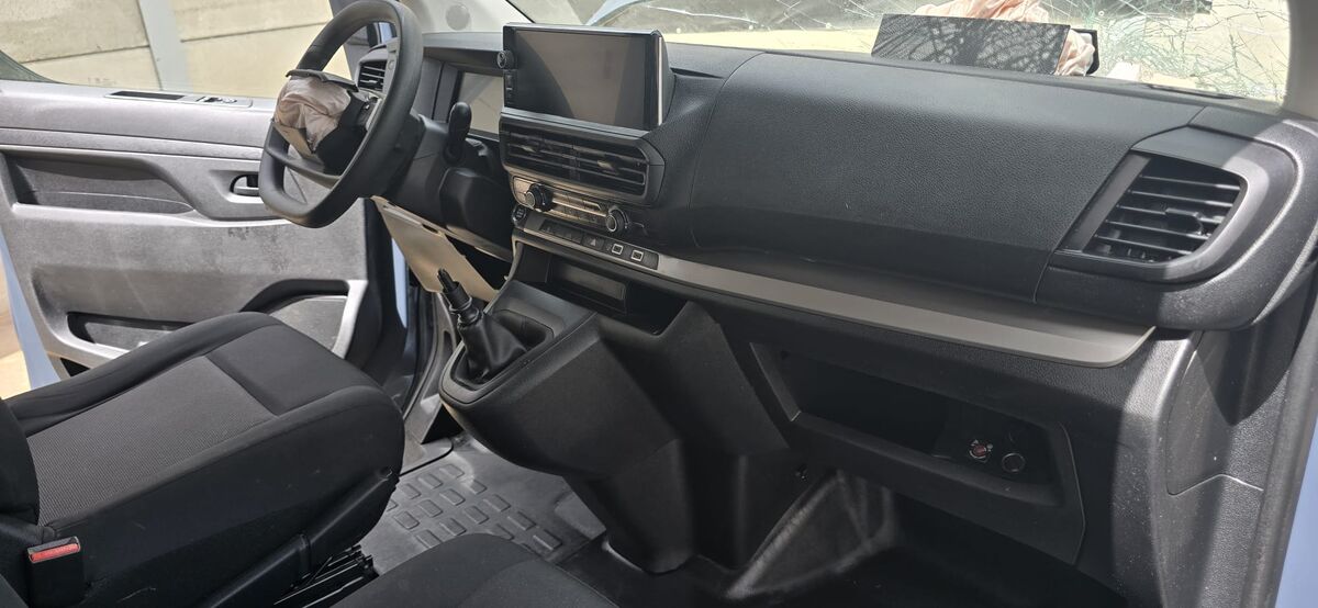 Miniatura Opel Vivaro 2024 Opel Nuevo Vivaro 1.5 BlueHDi 6v 120CV XL 2024 15