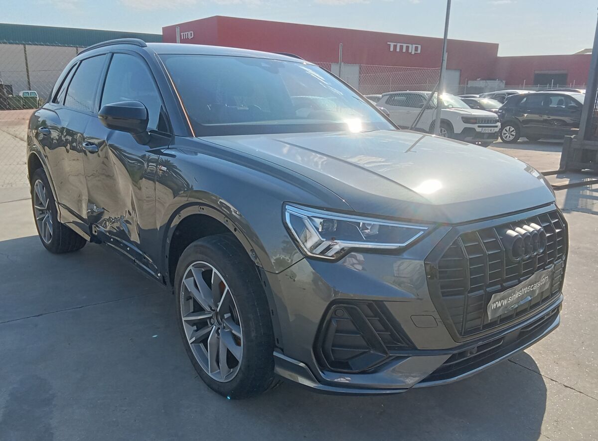 Audi q3 2.0CC TDI 150CV S-LINE S-TRONIC  AÑO 2026