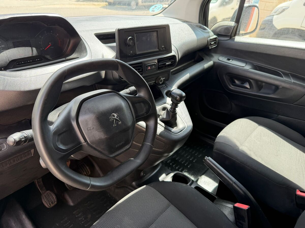 Miniatura Peugeot Partner 2022 1.5 BlueHdi Año 12/2021 *** 6.490 € *** 6