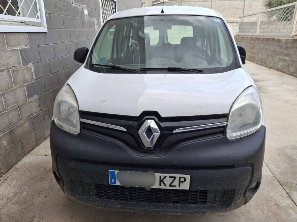 RENAULT KANGOO 08/2019 4.500€