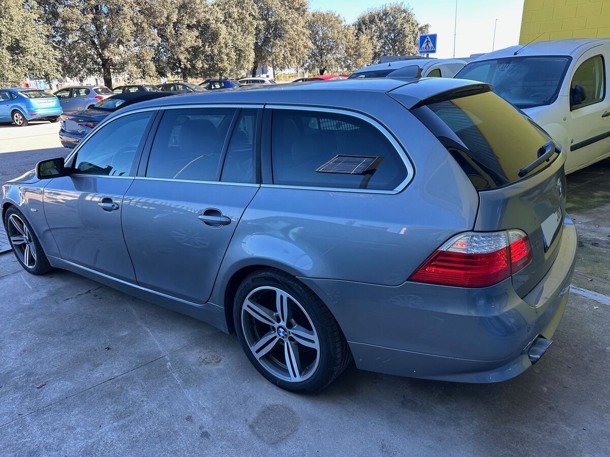 Miniatura BMW 5 Series 2008 530d Touring 2008 7