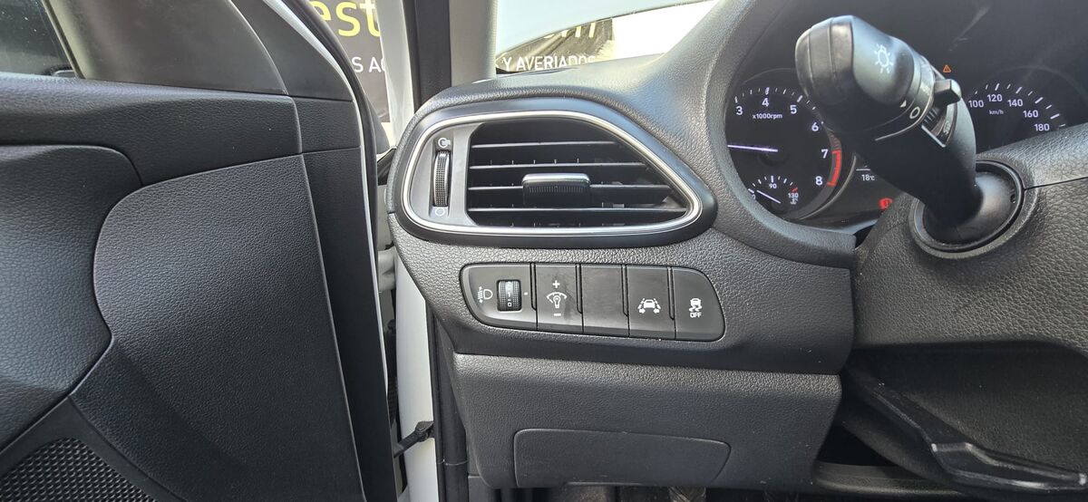 Miniatura Hyundai i30 2017 HYUNDAI I30 1.4 TGDI  140CV 6v 2017 22