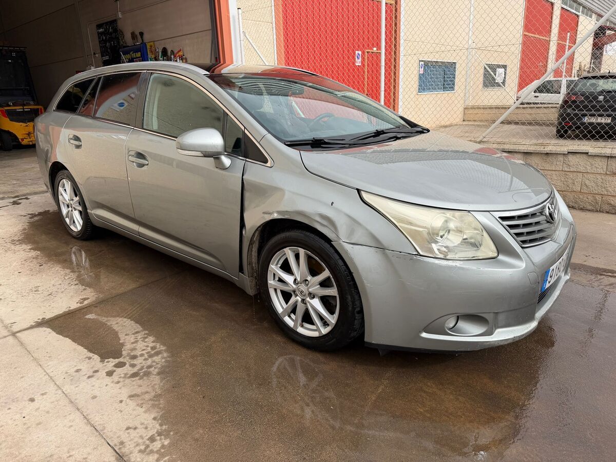 Miniatura Toyota Avensis 2010 2.2 DID Año 2010 *** 990 € *** 2