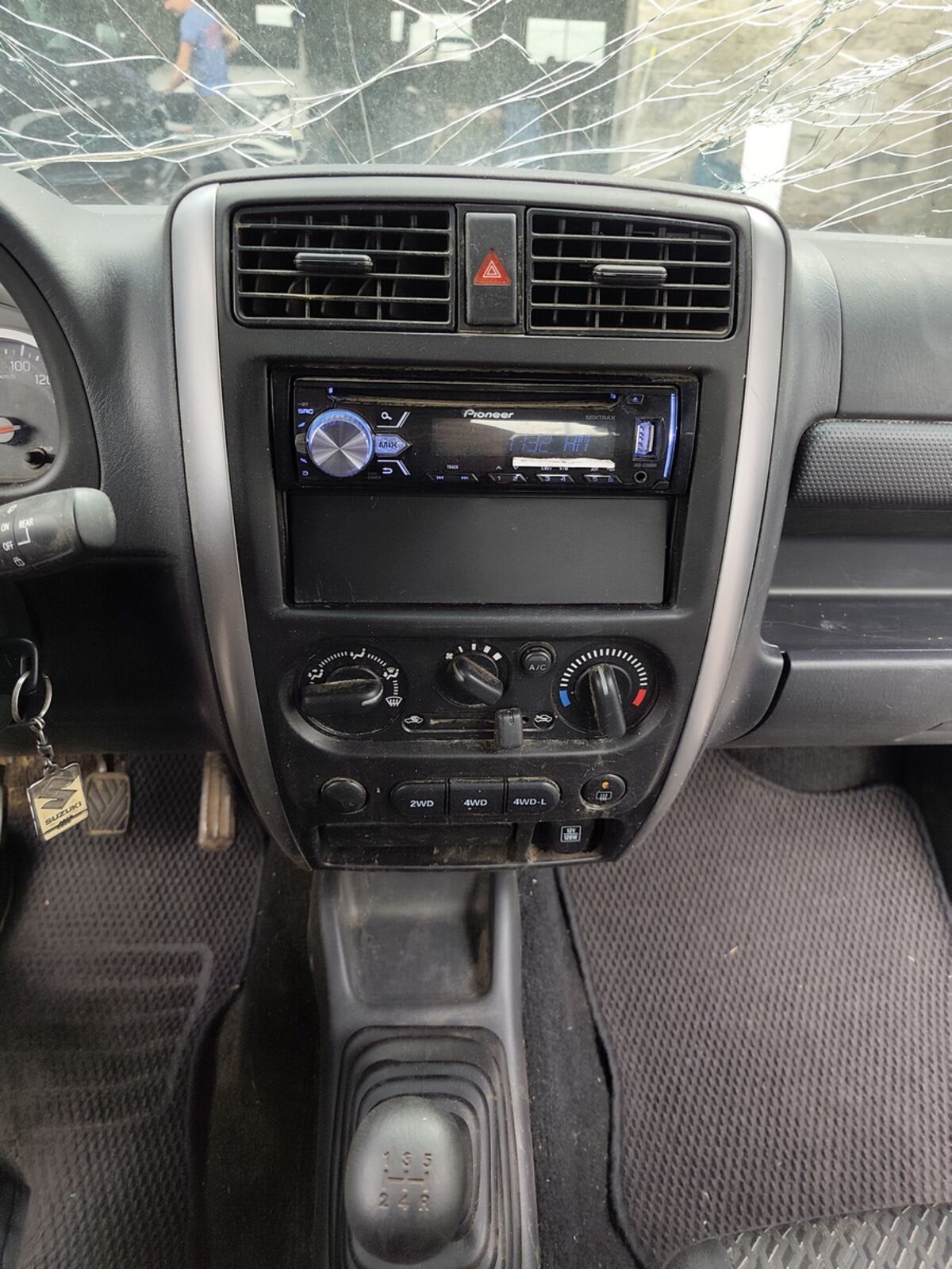 Miniatura Suzuki Jimny 2018 4X4 12