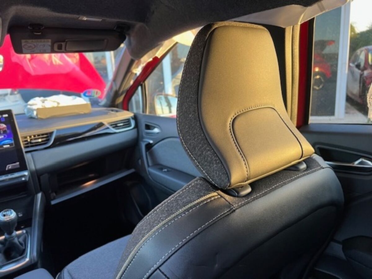 Miniatura Mitsubishi Grandis 2025 Torrevieja (alicante) 49