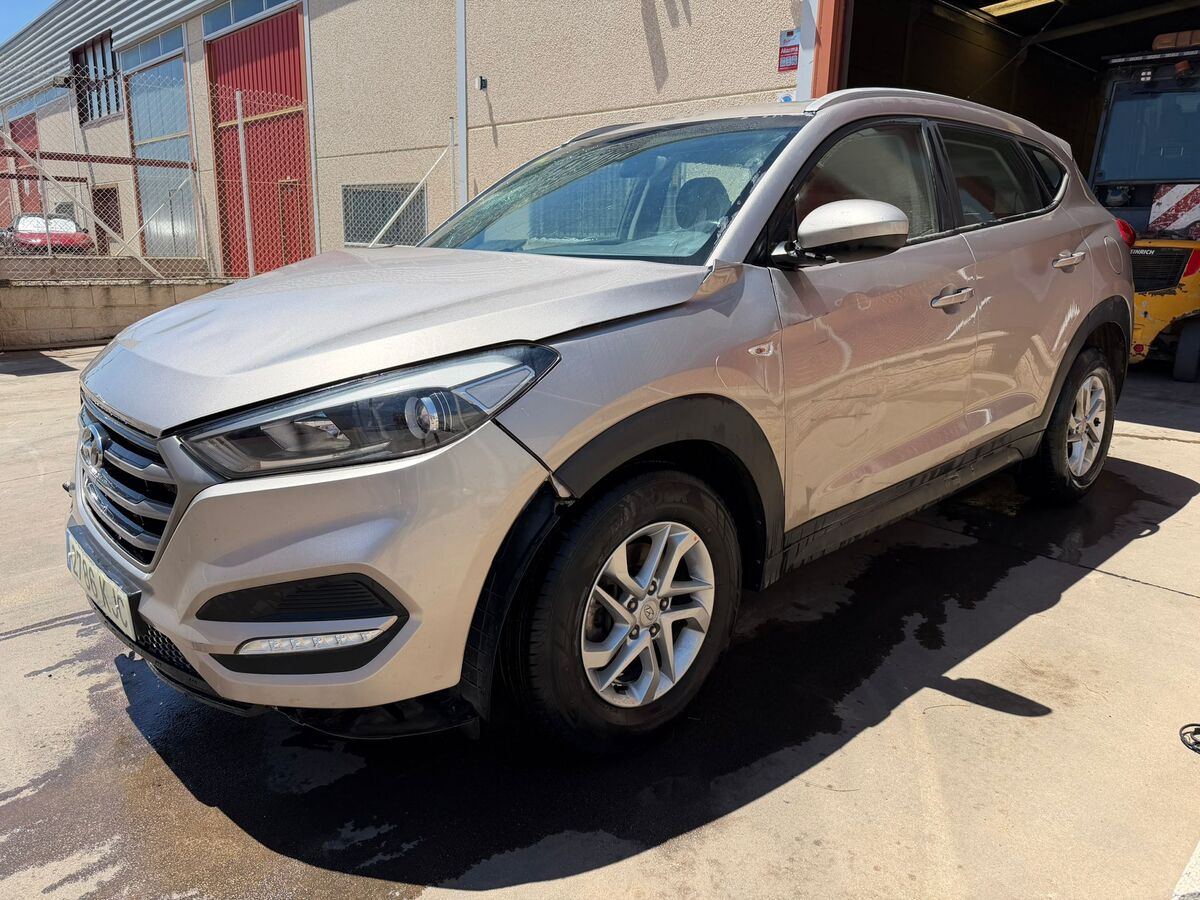 1.7 CRDI Año 5/2018 *** 4.990 € ***