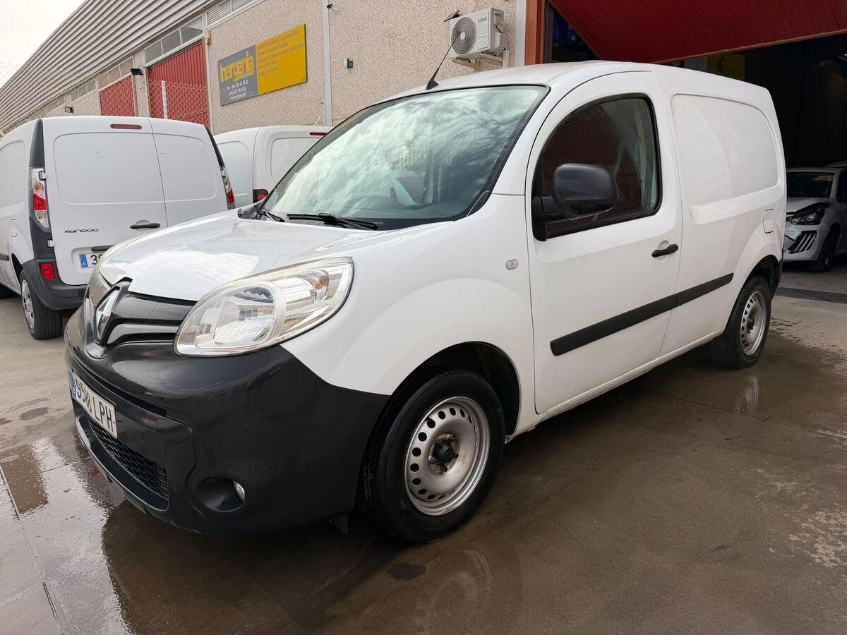 1.5 Dci Año 7/2021 *** 4.990 € ***