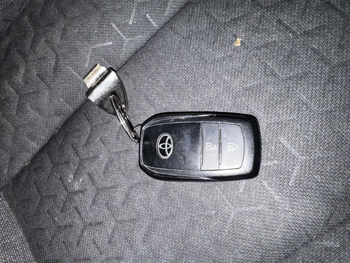 Miniatura Toyota Yaris Cross 2023 TOYOTA YARIS CROSS 120H /2023 13