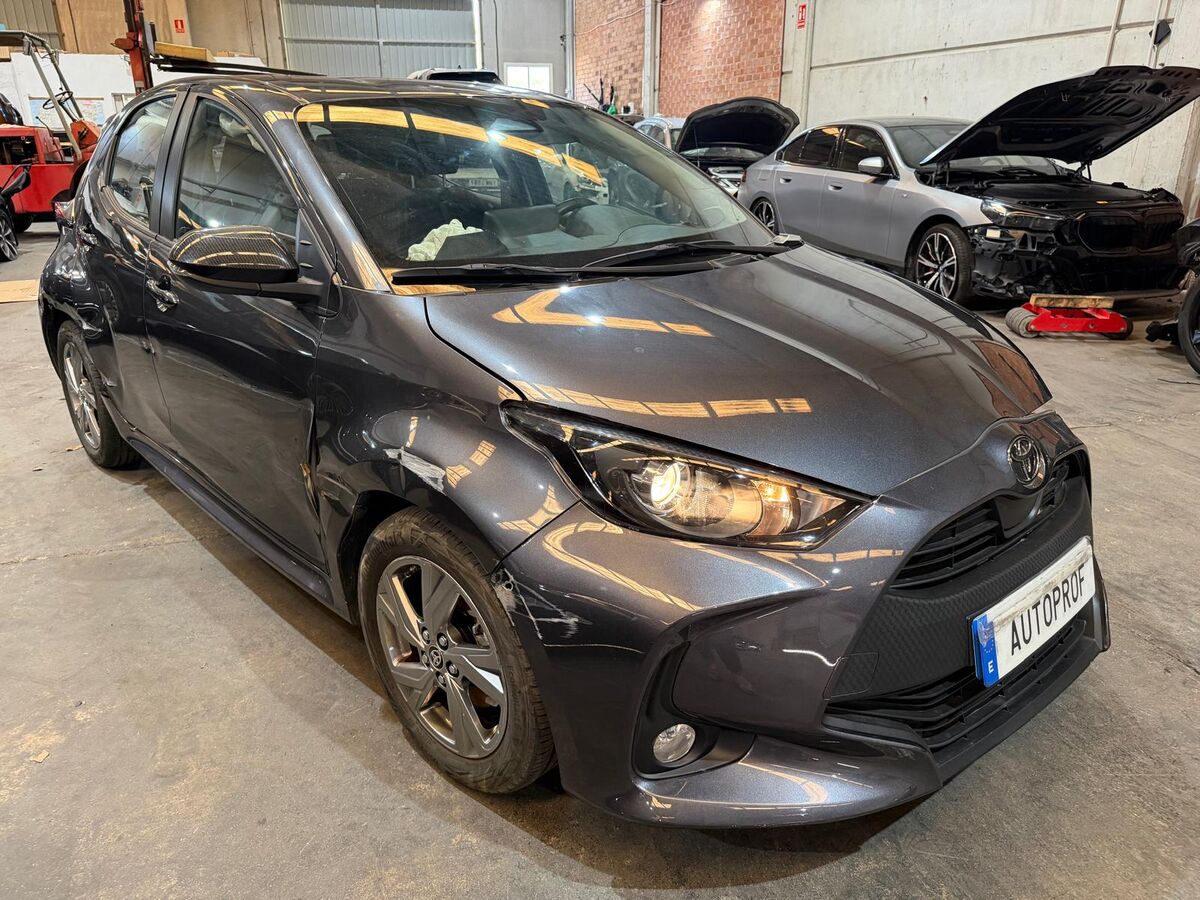 TOYOTA YARIS 120H ACTIVE PLUS /2024