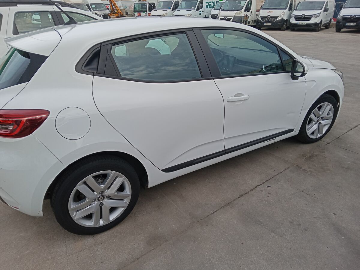 Miniatura Renault Clio 2021 100CV GLP 8