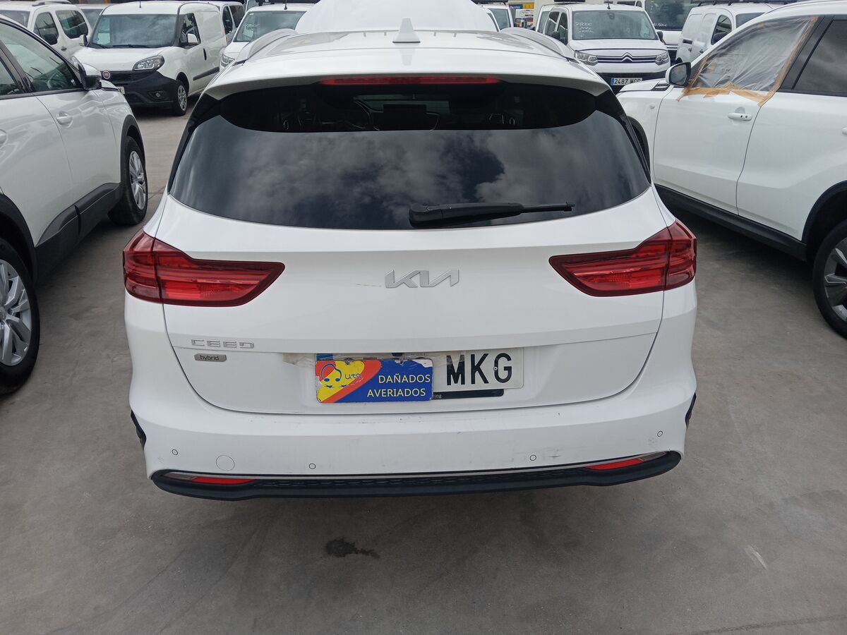 Miniatura Kia Ceed 2023 1.6 MHEV TECH 18