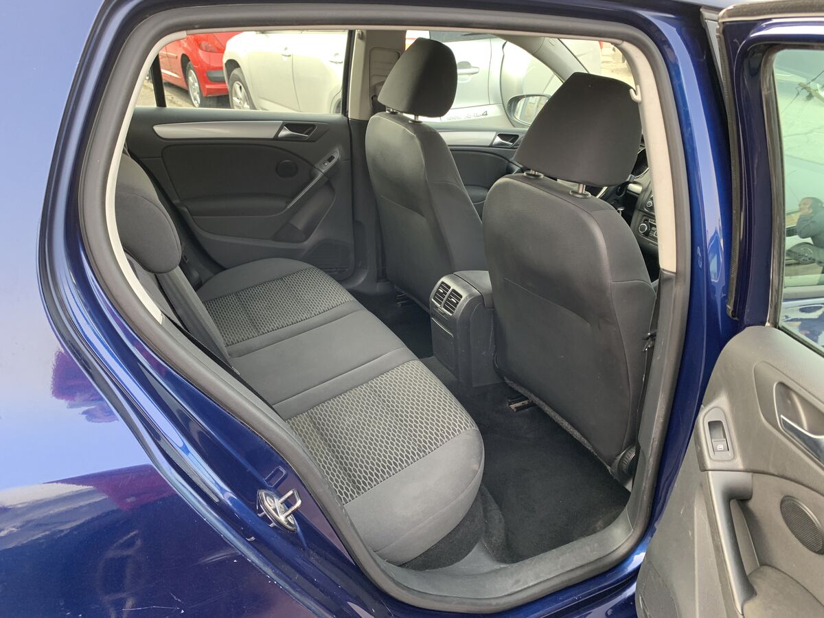 Miniatura Volkswagen Golf 2010 VOLKSWAGEN GOLF 1.6 TDI 105CV 12