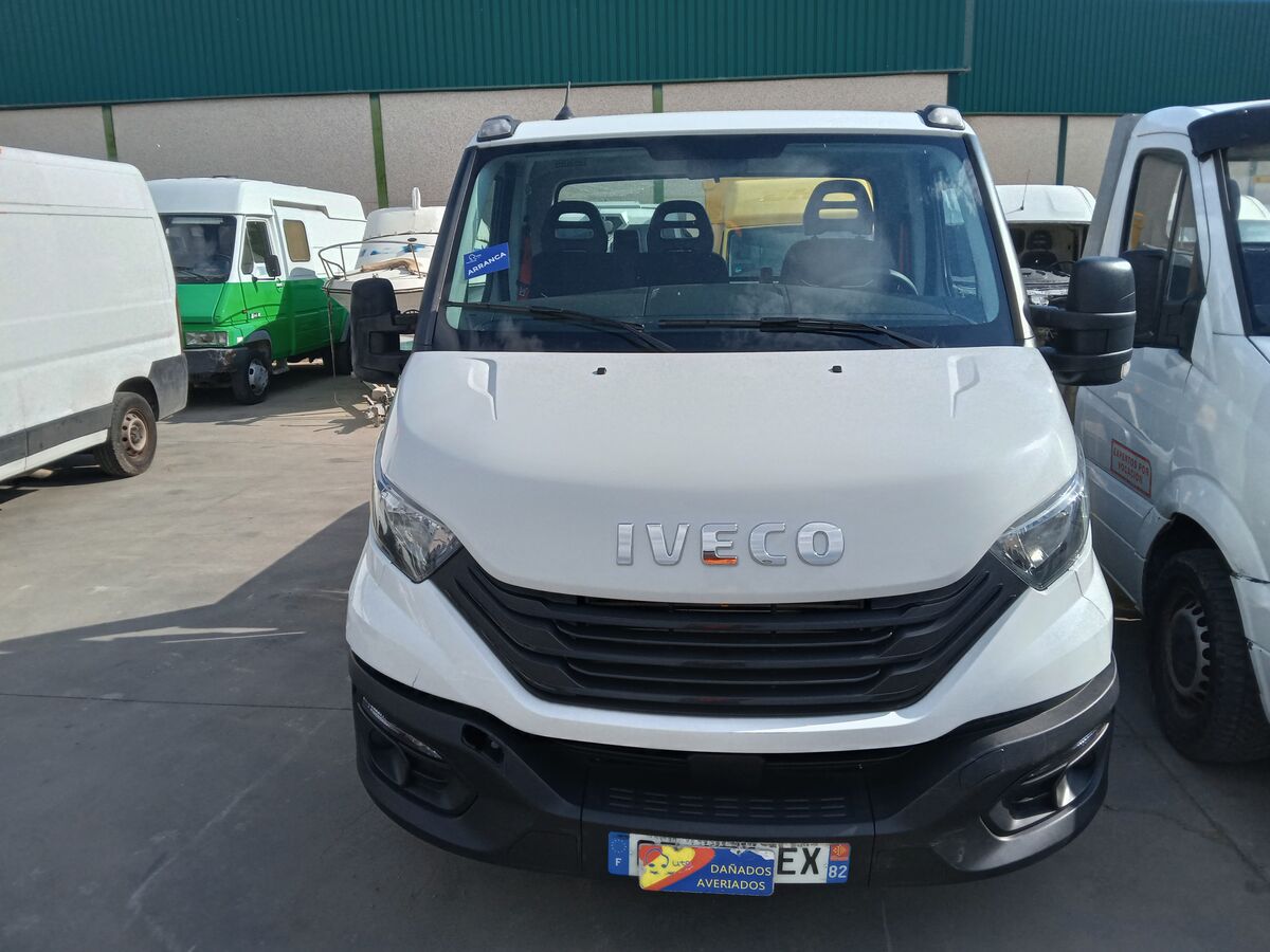 DAILY GRUA PORTAVEHICULOS 35C16
