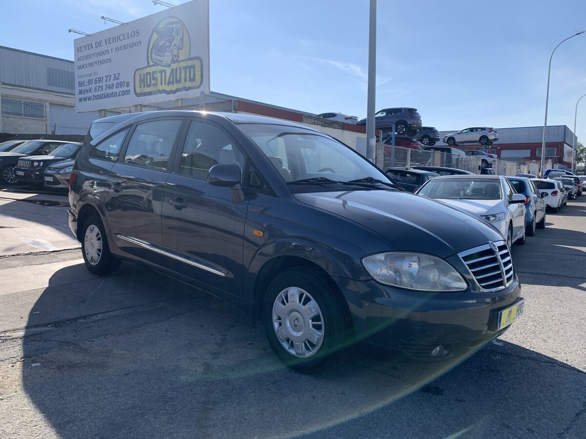 SSANGYONG RODIUS 2.7 D 165 CV 7 PLAZAS