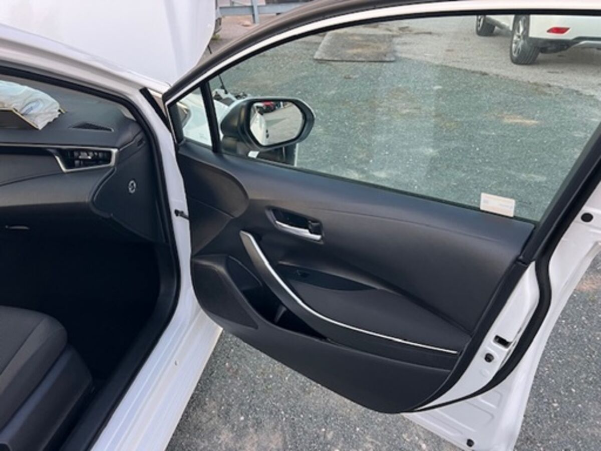 Miniatura Toyota Corolla 2023 Torrevieja (alicante) 38