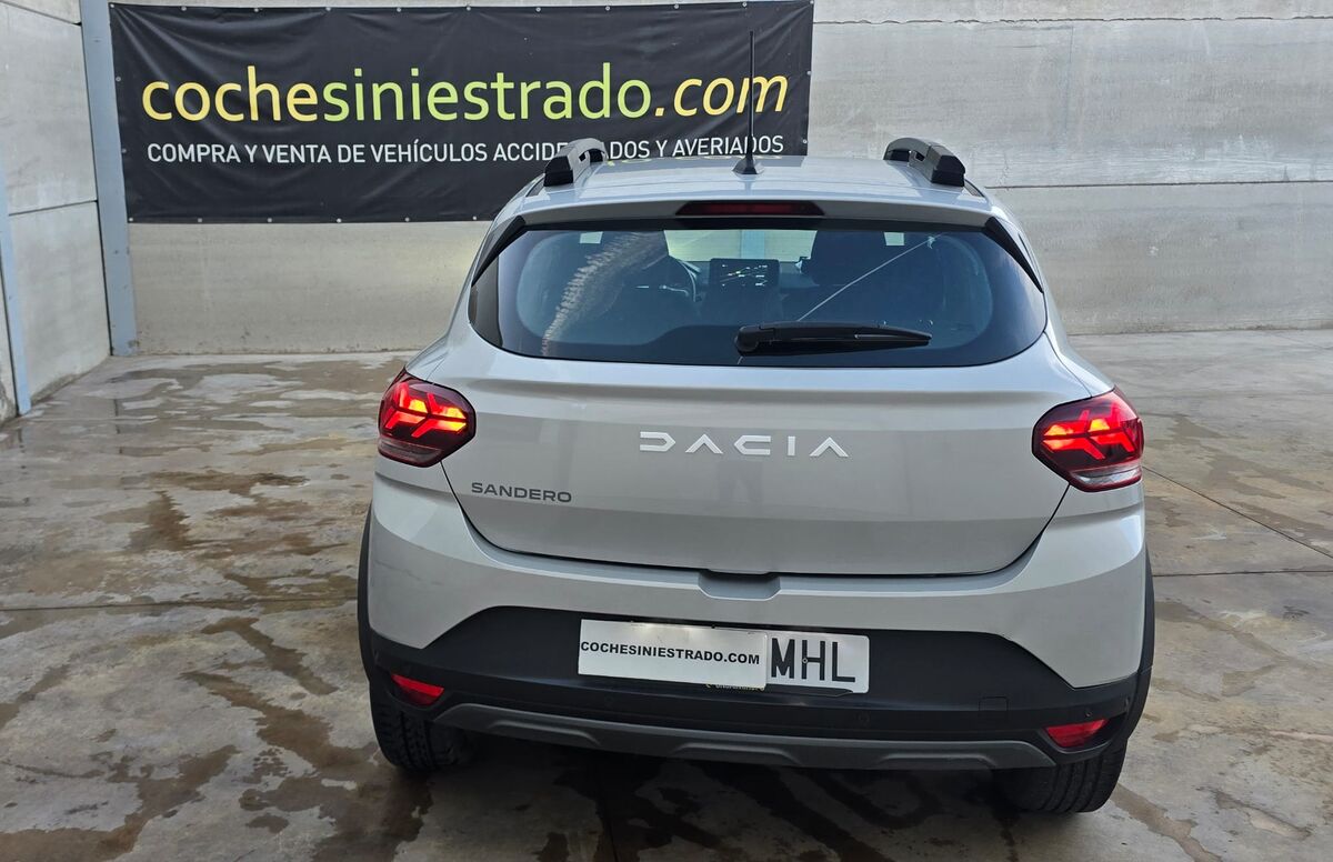 Miniatura Dacia Sandero 2023 Dacia Sandero Stepway Expression TCe 90 CV 2023 9