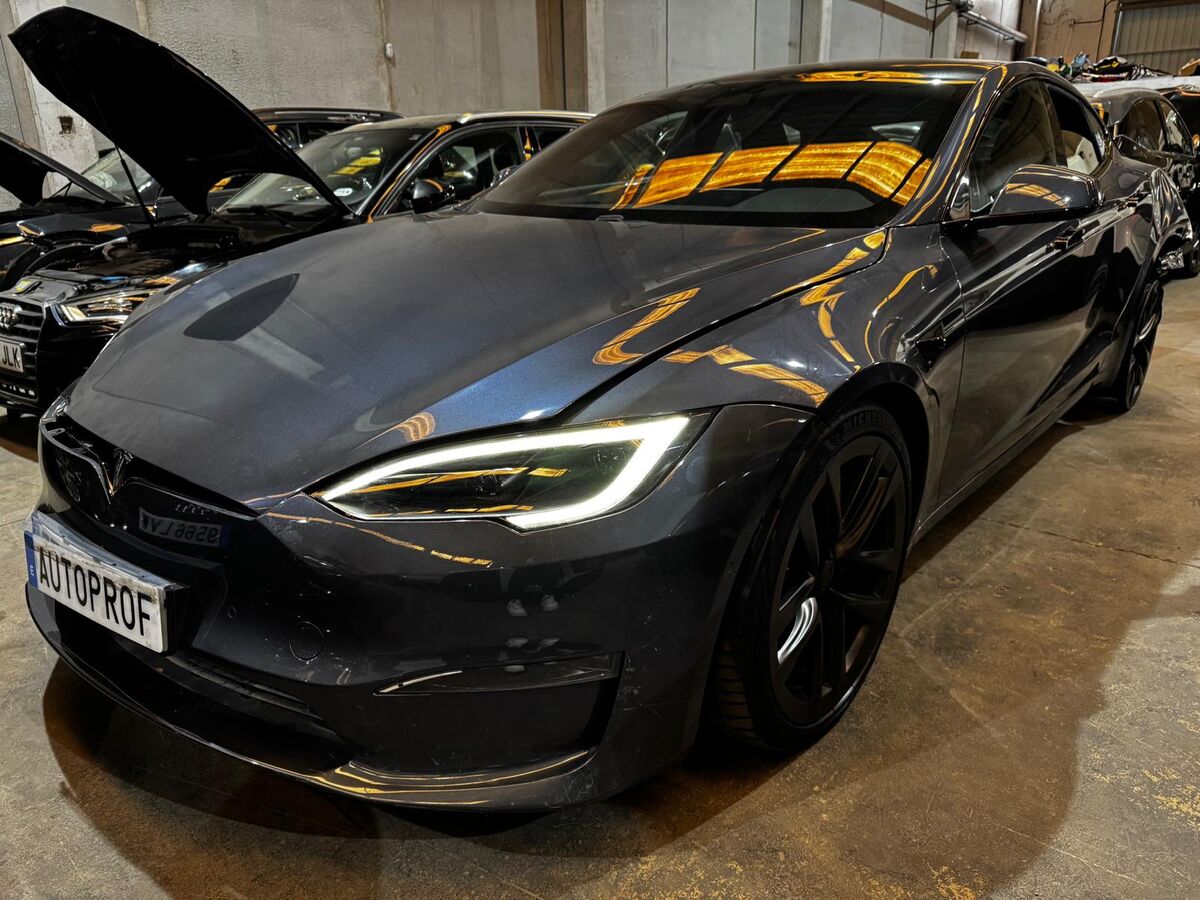 PLAID AWD /2023
