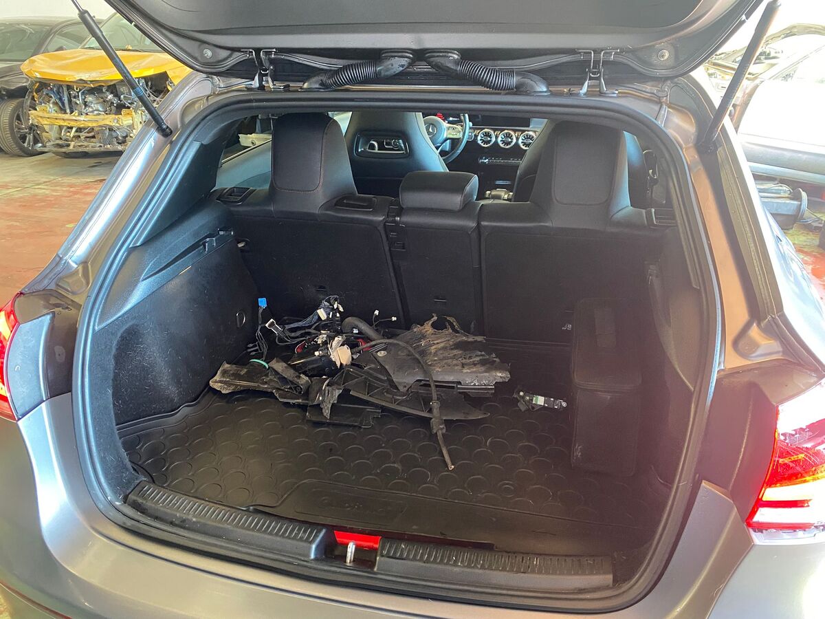 Miniatura Mercedes-Benz A-Clase 2021 A 250 e 218 5p 8G-DCT 14