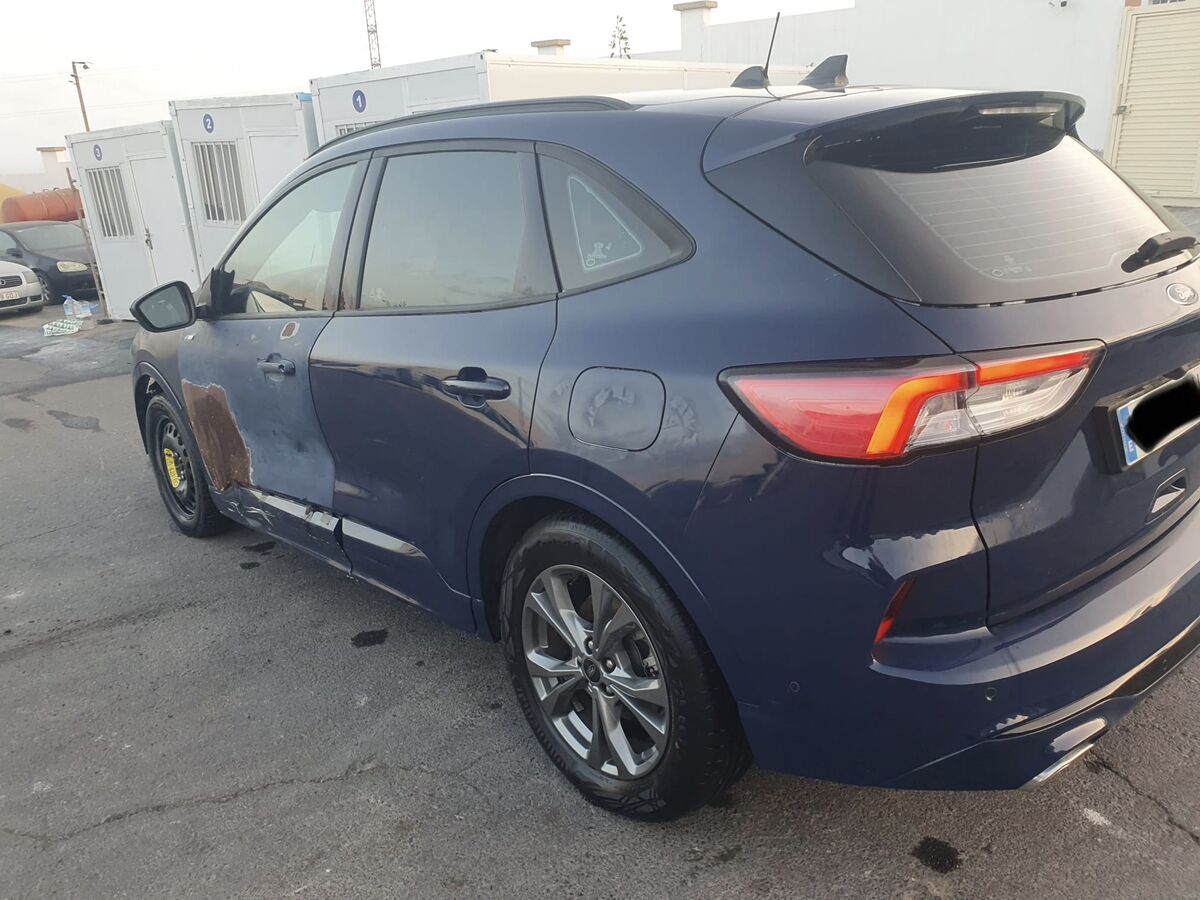 Miniatura Ford Kuga 2023 ST line 3