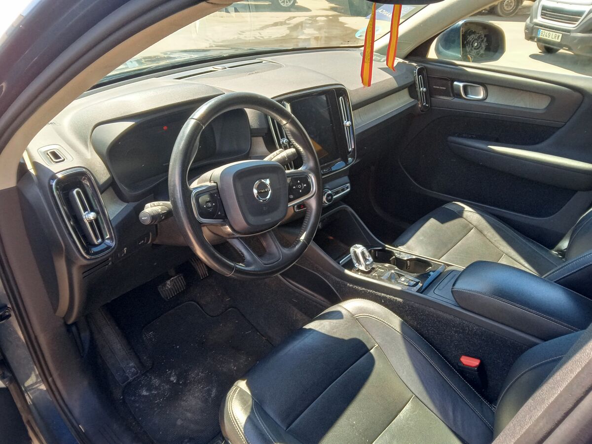 Miniatura Volvo XC40 2019 2.0D3 12