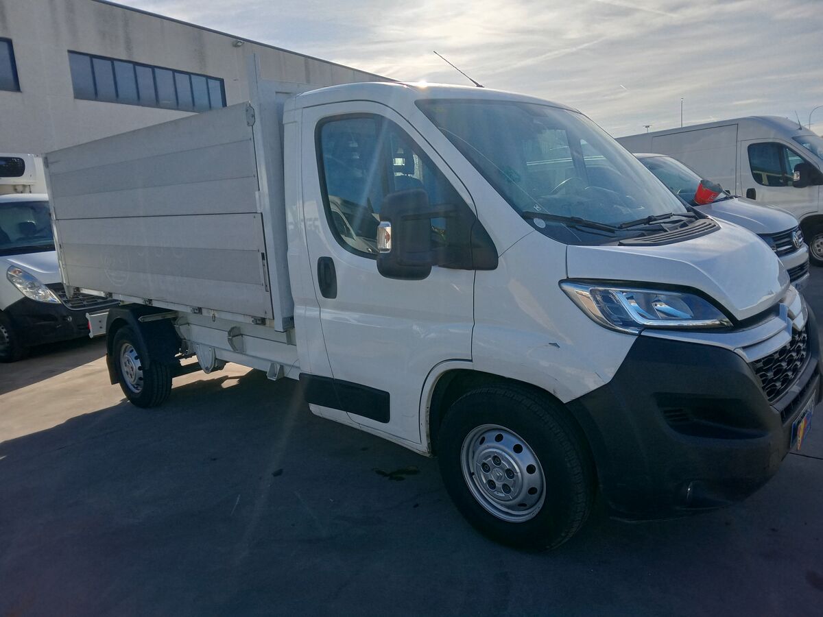 Miniatura Citroen ID 2018 JUMPER VOLQUETE 130CV 10