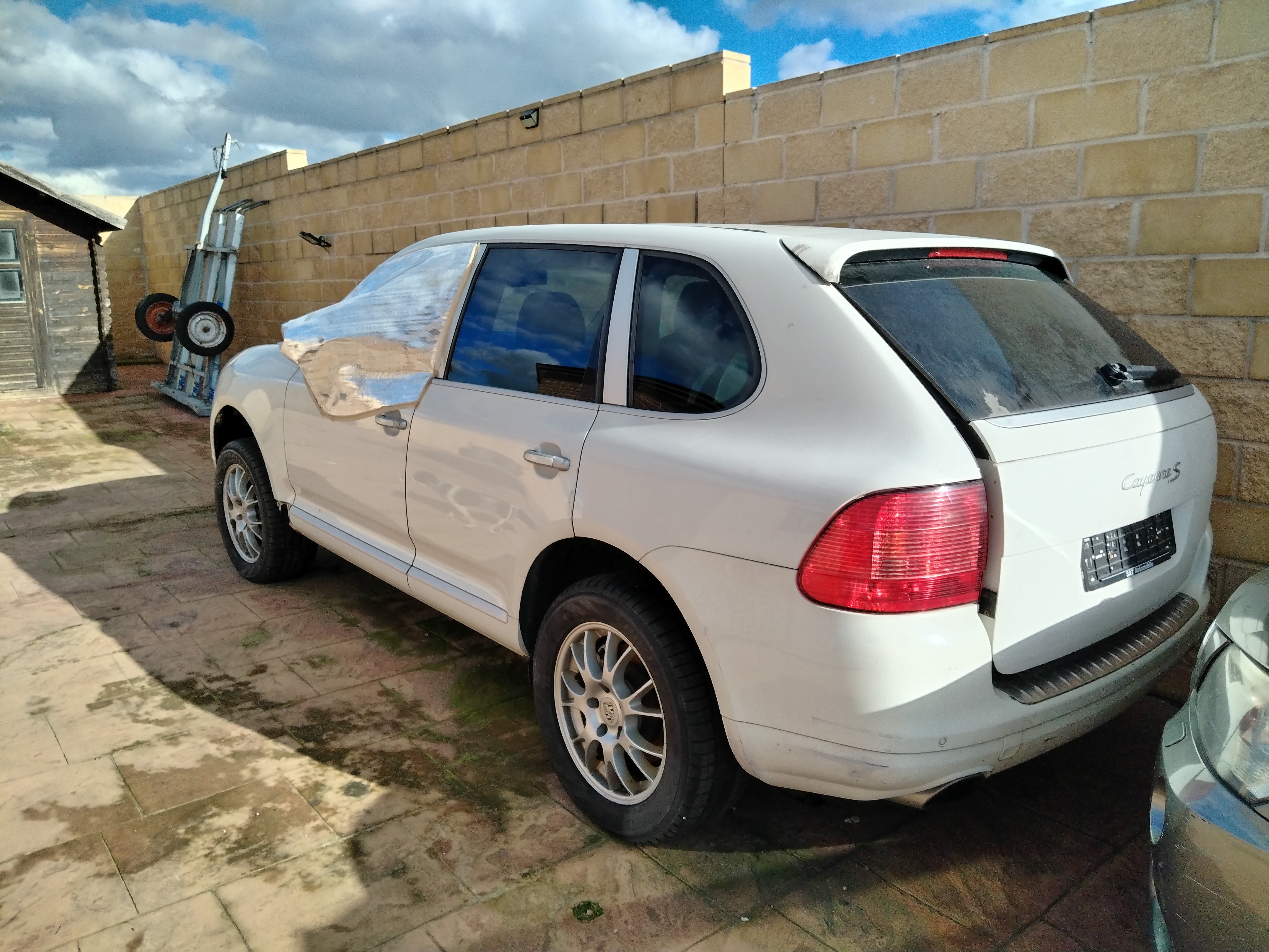 PORSCHE CAYENNE (DESPIECE COMPLETO)
