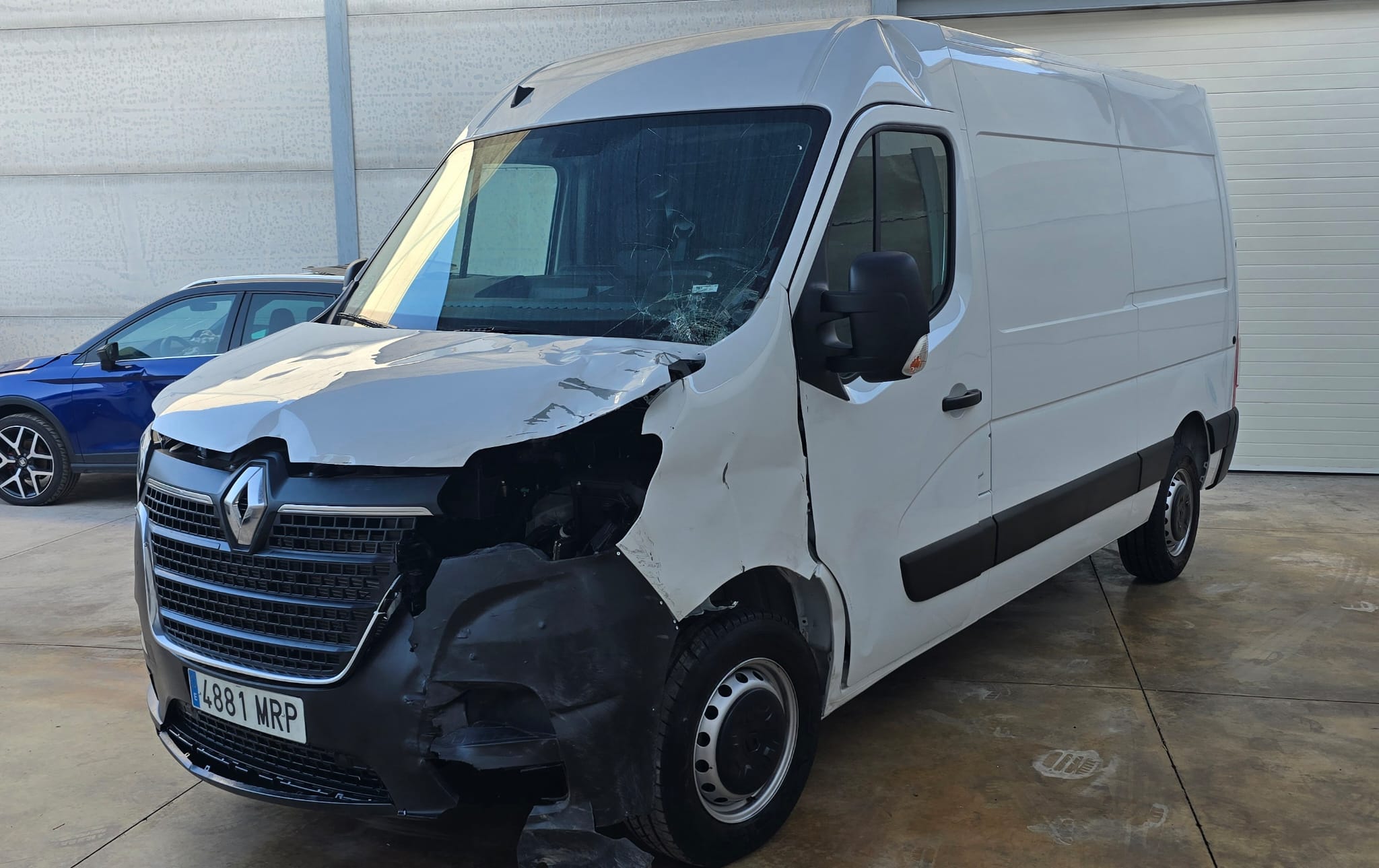 Renault Master 2.3D 136CV 6v L2H2 2024