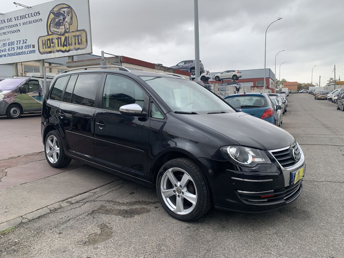 VOLKSWAGEN TOURAN 1.4 TFSI 140CV 7 PLAZAS AUT