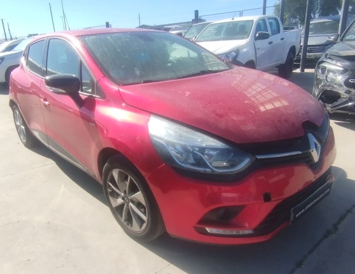 RENAULT CLIO 1.0cc 90cv GASOLINA MANUAL AÑO 2018