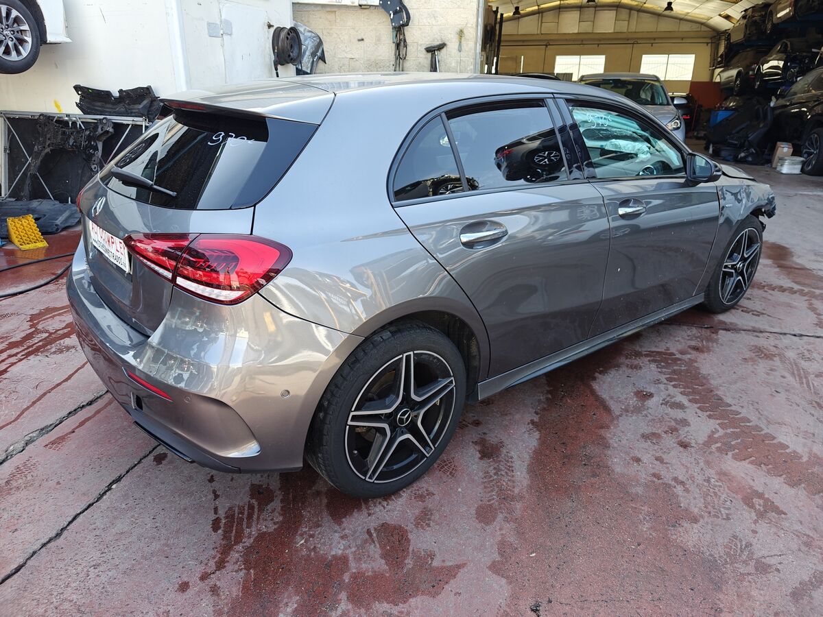 Miniatura Mercedes-Benz A-Clase 2021 AUTOMATICO 5